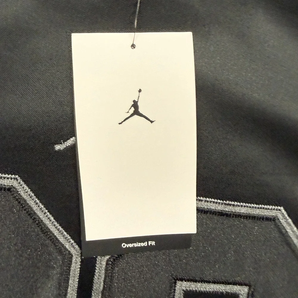 Jordan Jersey Mens XL Black Silver Oversized Long Sleeve 23 HV0109-010